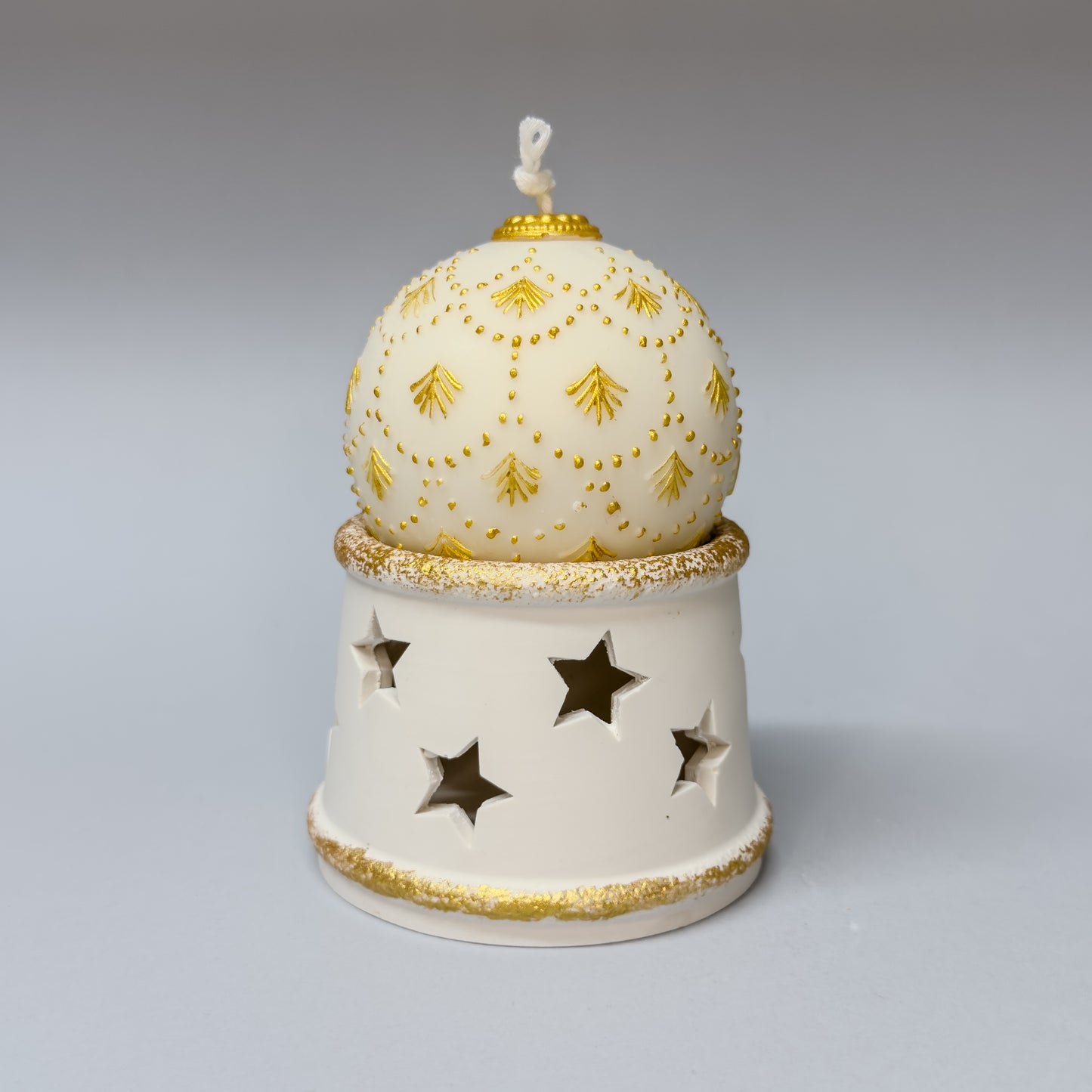 Bauble candle holder / tealight holder